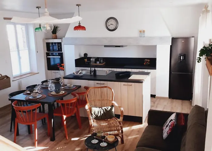 Hébergement de vacances Chez Simone - Charming - Ideal For 6 People *