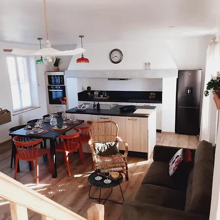 Feriehus Chez Simone - Charming - Ideal For 6 People *